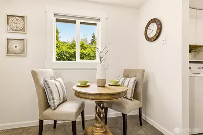 2722 NE Blakeley Street, Seattle, WA 98105 - Photo 14
