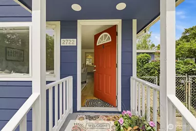 2722 NE Blakeley Street, Seattle, WA 98105 - Photo 2