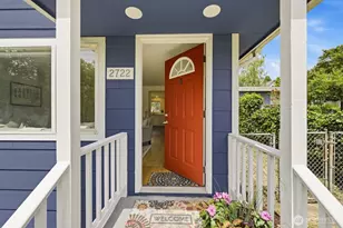 2722 NE Blakeley St, Seattle, WA 98105 - Photo 2