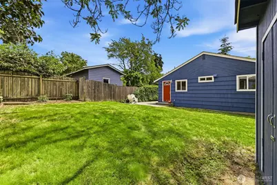 2722 NE Blakeley Street, Seattle, WA 98105 - Photo 22