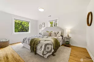 2722 NE Blakeley St, Seattle, WA 98105 - Photo 16