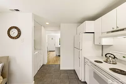 2722 NE Blakeley Street, Seattle, WA 98105 - Photo 12