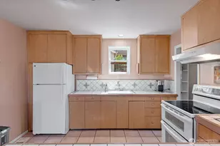 1631 N 54th St, Seattle, WA 98103 - Photo 10