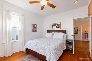 1631 N 54th St, Seattle, WA 98103 - Photo 14