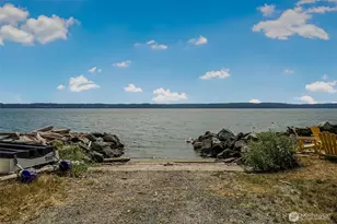 4098 S Camano Dr, Camano Island, WA 98282 - Photo 36