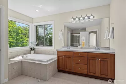 810 195th Avenue E, Lake Tapps, WA 98391 - Photo 24