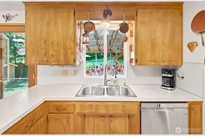 3610 NE 197th Street, Lake Forest Park, WA 98155 - Photo 10