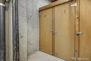 1120 Spring St, Seattle, WA 98104 - Photo 20