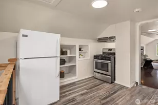 251 Meadow Ave N, Renton, WA 98057 - Photo 12