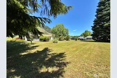 1521 Main Avenue #A, Morton, WA 98356 - Photo 8