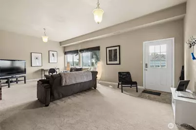 21030 7th Avenue S, Des Moines, WA 98198 - Photo 24