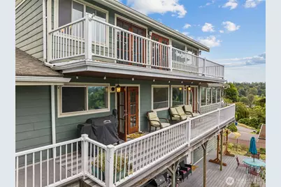 21030 7th Avenue S, Des Moines, WA 98198 - Photo 2