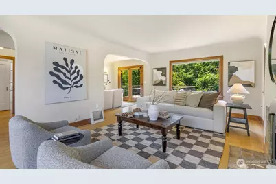 2501 Nob Hill Place N, Seattle, WA 98109 - Photo 10