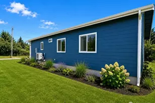 221 Marine View Dr SW, Ocean Shores, WA 98569 - Photo 4