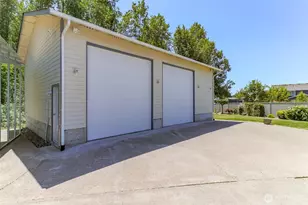 277 S Elsa St, Buckley, WA 98321 - Photo 22