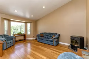 277 S Elsa St, Buckley, WA 98321 - Photo 6