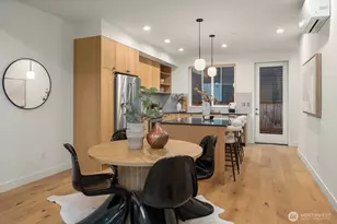 1806 E Mercer St, Seattle, WA 98112 - Photo 8