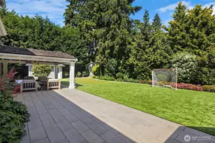 2042 77th Ave NE, Medina, WA 98039 - Photo 26