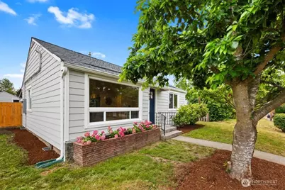 7843 Yakima Avenue, Tacoma, WA 98408 - Photo 2