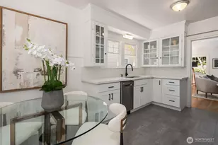 2132 Dexter Ave N, Seattle, WA 98109 - Photo 8