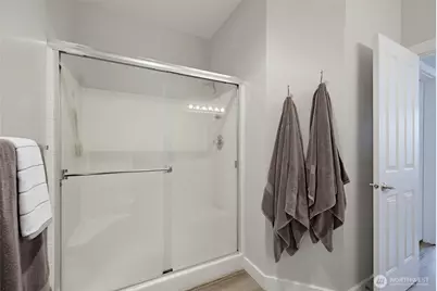 7705 Fairway Avenue SE #204, Snoqualmie, WA 98065 - Photo 24