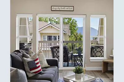 7705 Fairway Avenue SE #204, Snoqualmie, WA 98065 - Photo 2