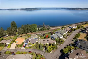 70 Hewitt Dr, Steilacoom, WA 98388 - Photo 32