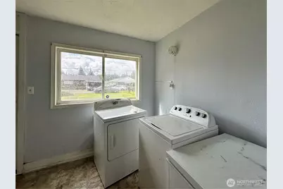 273 Baltimore St, Longview, WA 98632 - Photo 12
