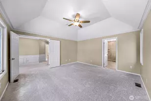 25827 NE 9th St, Sammamish, WA 98074 - Photo 36