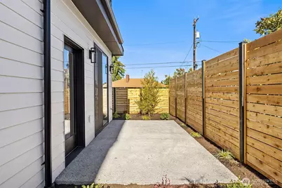 9739 12th Avenue NW, Seattle, WA 98117 - Photo 22