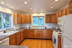 227 Bromley Dr, Orcas Island, WA 98245 - Photo 14