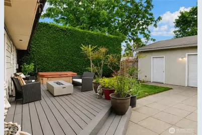 9219 30th Avenue SW, Seattle, WA 98126 - Photo 6