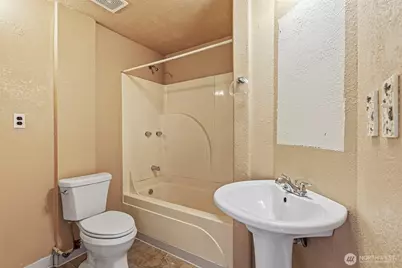 244 19th Avenue, Longview, WA 98632 - Photo 8