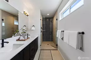 4432 Dayton Ave N, Seattle, WA 98103 - Photo 34