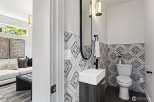 4432 Dayton Ave N, Seattle, WA 98103 - Photo 26