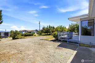1838 Edgewood Dr, Camano Island, WA 98282 - Photo 24
