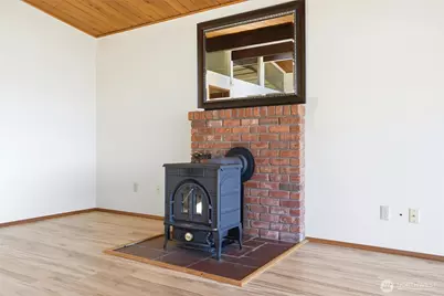 1838 Edgewood Drive, Camano Island, WA 98282 - Photo 10