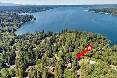 8210 University Point Circle NE, Bremerton, WA 98311 - Photo 4