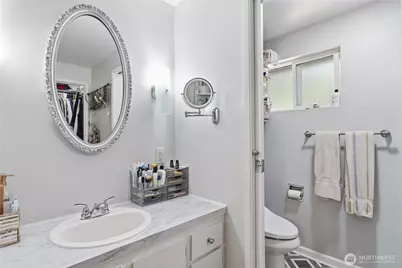 8210 University Point Circle NE, Bremerton, WA 98311 - Photo 28
