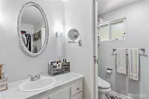 8210 University Point Cir NE, Bremerton, WA 98311 - Photo 28