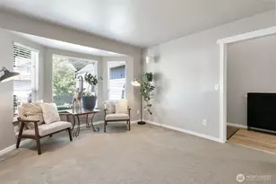 21516 102nd St E, Bonney Lake, WA 98391 - Photo 4