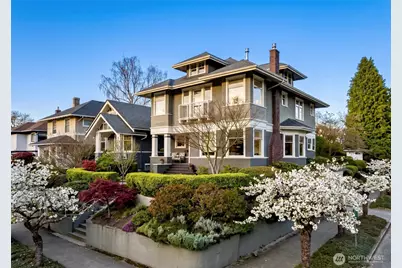 2002 1st Avenue N, Seattle, WA 98109 - Photo 2