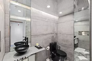 66 Bell St, Seattle, WA 98121 - Photo 22