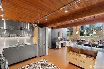 66 Bell Street #303, Seattle, WA 98121 - Photo 16