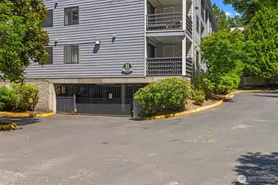 710 N 160th Street #B307, Shoreline, WA 98133 - Photo 32