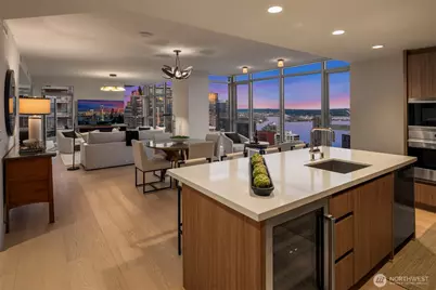 583 Battery Street #3704N, Seattle, WA 98121 - Photo 14
