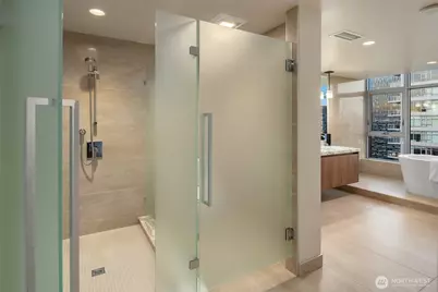 583 Battery Street #3704N, Seattle, WA 98121 - Photo 24