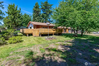 1731 Stephen Street, Oak Harbor, WA 98277 - Photo 2