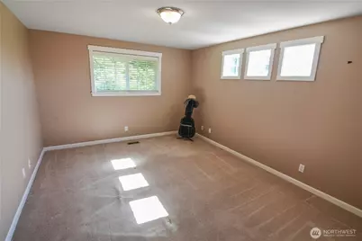 8435 NE 147th Place, Kenmore, WA 98028 - Photo 32