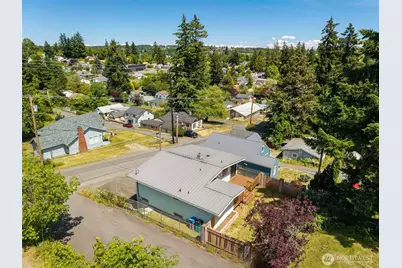 3105 13th Street, Bremerton, WA 98312 - Photo 2
